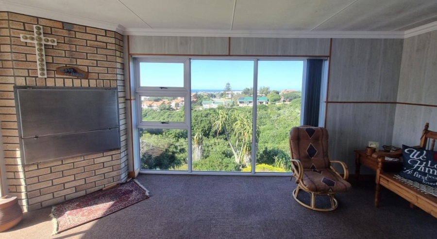 3 Bedroom Property for Sale in Stilbaai Wes Western Cape